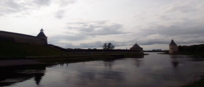 pskov.posutochno-kvartira.ru